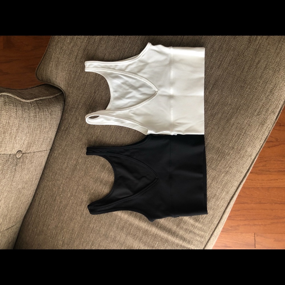 Lululemon power pivot bundle